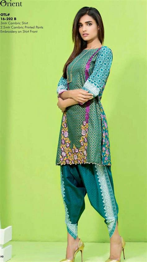 Pakistani Outfits Pakistani Fashion Indian Fashion Stylish Dress