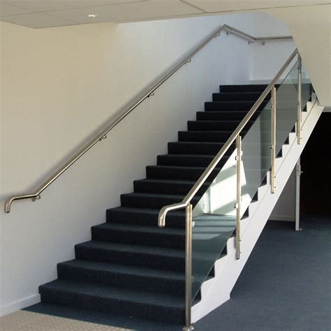 Modern Staircase Clamp Glass Railing｜runtian