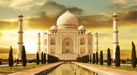 Taj Mahal Agra Weirdly Beautiful Places 9 Khichdi Online