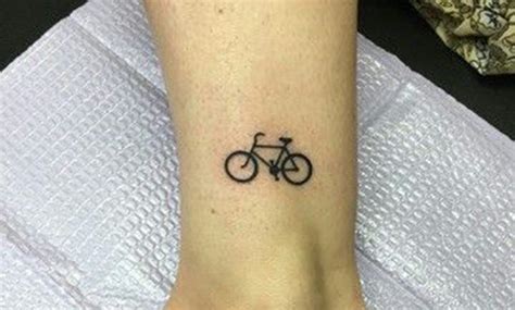 Tatuajes De Bicicletas Recopilación De Diseños Y Ejemplos Tatuantes