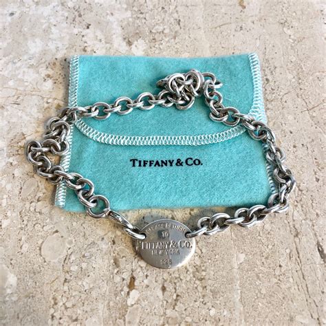 Authentic Tiffany And Co Sterling Silver Return To Tiffany Oval Tag Nec