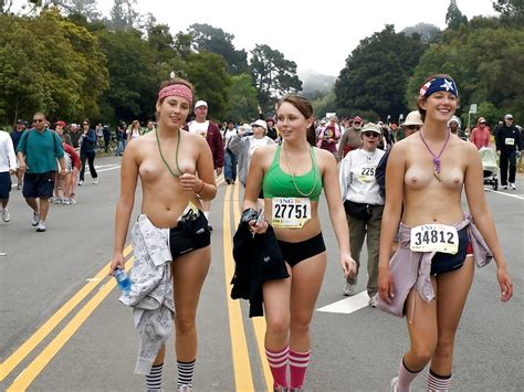 Sex Gallery Babe Topless Women At Bay To Breakers Run