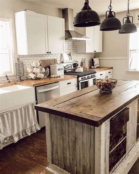 A Pinch Of Rustic Charm And We Are In Love Countylinefarmhouse Coun