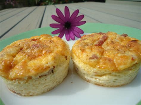 Mini quiches sans pâte bacon-tomates séchées