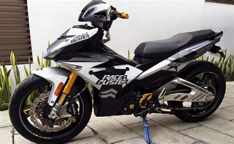 Modifikasi motor motor bebek yamaha. 50 Gambar Modifikasi Yamaha MX King 150 Gagah & Sporty ...