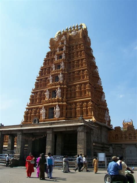 Sri Srikanteshvara Temple, Karnataka - FindMessages.com