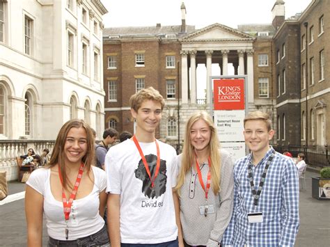 King's college london kcl online. Summer Program: King's College London Pre-University ...
