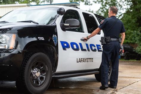 Lafayette La Police Lobbying For Higher Pay To Aid Officer Retention