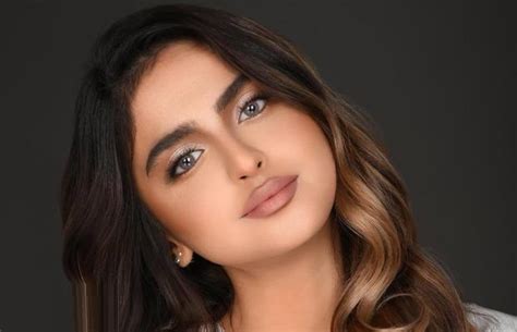 وهذا مقتطف من المذهب اللي يحل جماع الدبر! بعد خلعها للحجاب.. أول ظهور لوالدة الفنانة حلا الترك (صور ...