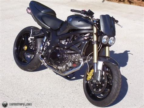 Stripped down, aggressive, raw, and powerful. What's a Streetfighter Motorcycle? - BikeBound