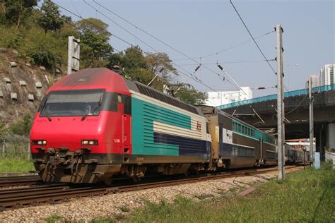 Mtr Electric Locomotive Tls002 Leads The Southbound Ktt Service Outside