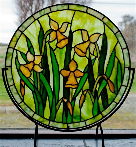 Round Daffodils Stained Glass Pattern © David Kennedy Designs Etsy