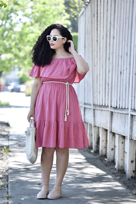 This Budget-Friendly Dress Looks Amazing on Everyone | Tanesha's Style
