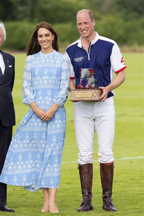 Kate Middleton Gives Prince William A Kiss Following Polo Win Pics
