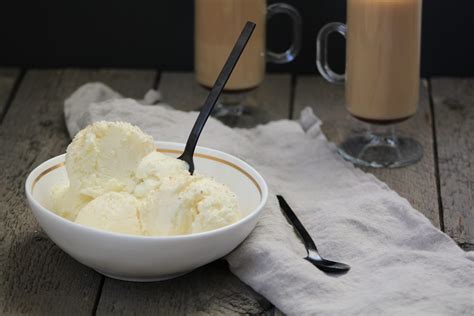 Eggnog Ice Cream No Cook The Frayed Apron No Cook Ice Cream Recipe Heavy Cream Ice Cream