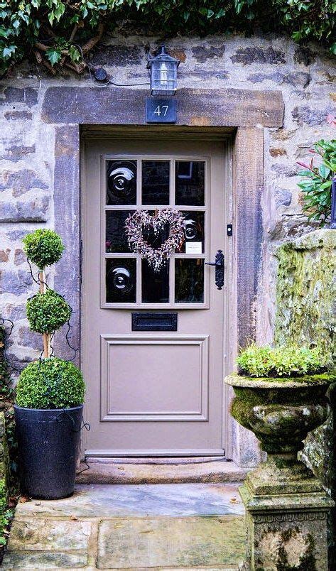 Cottage Front Door Grassington North Yorkshire England Mit