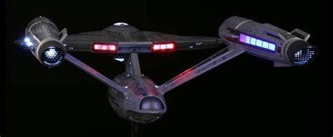 The Trek Collective Anovos Reveal Discovery Uss Enterprise Model