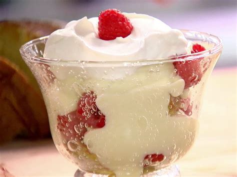 #barefootcontessa new season begins saturday 12:30|11:30c. Barefoot Contessa Trifle Dessert - Red Berry Trifle Recipe ...