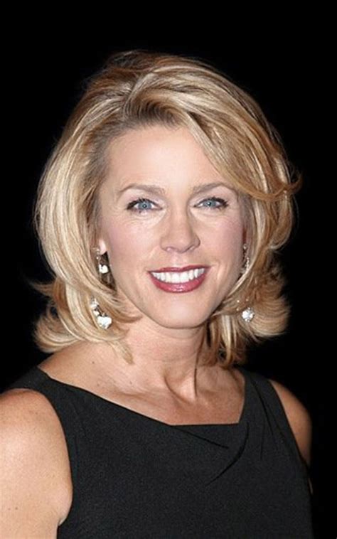 medium shaggy hairstyle for women over 40 Medium Shaggy Hairstyles