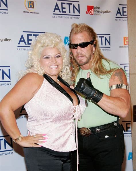 Duane And Beth Chapman Celebrity Couples Beth The Bounty Hunter Dog