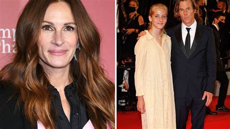 Julia Roberts Makes Unexpected Revelation About Daughter Hazels