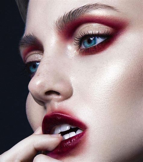 Pin By Nathalie De Winter On Beauty Monochromatic Makeup Fashion Editorial Makeup Makeup