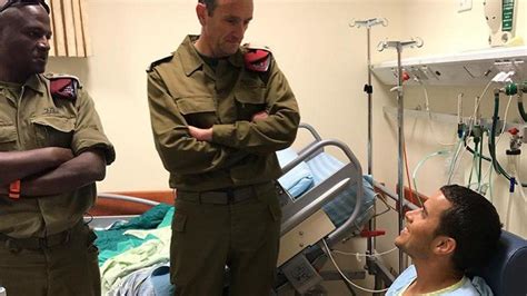 בשלב מסוים אמר אלוף מצהל נמסר בתגובה: תעודת הערכה לפרמדיקית שטיפלה בקצין בגבול עזה תחת אש: "היא הצילה את חייו"