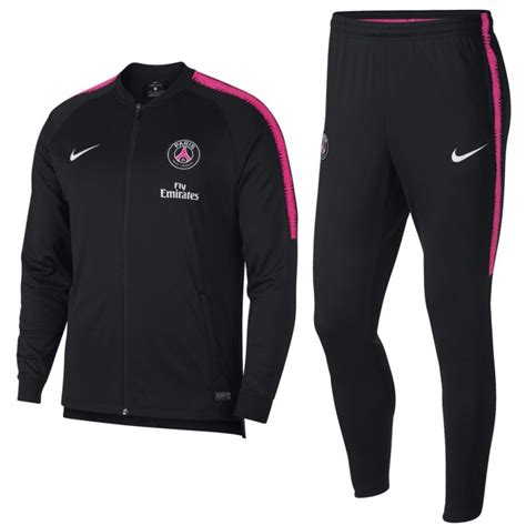 Während lokale sportartikel shops leider seit langem ausschließlich noch durch wucherpreise und schlechter sportbekleidung. PSG Paris Saint-Germain präsentationsanzug 2018/19 schwarz ...