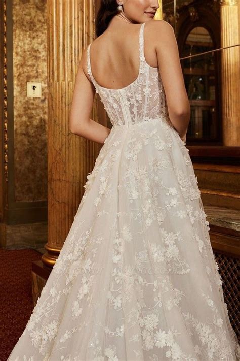 Exquisite Spaghetti Strap Sleeveless A Line Lace Wedding Dresses With