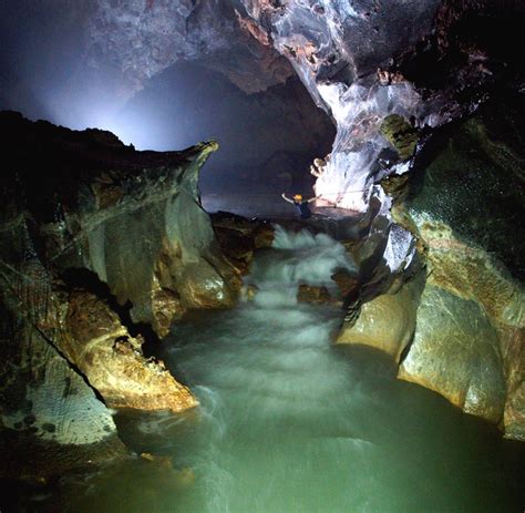 Son Doong in Vietnam: Eine Tour durch die größte Höhle der Welt ...