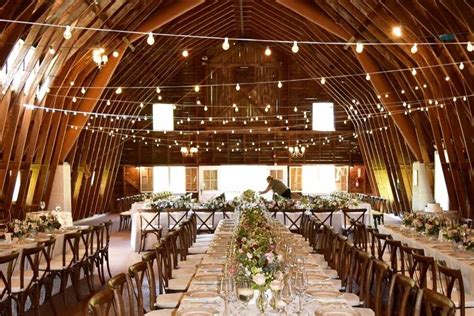 Top Barn Wedding Venues Michigan In 2023 Don T Miss Out Indoorwedding2