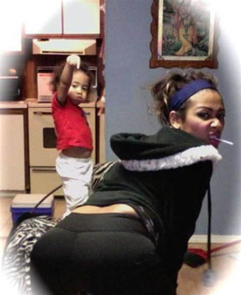 Mom Selfies From Some Of The Worst Moms Ever 34 Pics