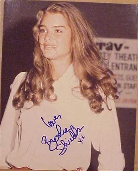 Pin De Brooke Shields Cross Em Simone Celebridades Atriz