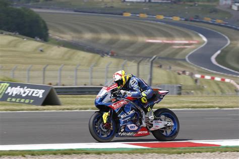 team suzuki donington bsb superstock 1000 race update cycle news