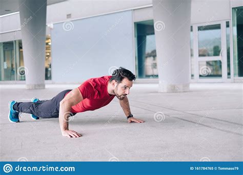 Urban Sportsman Doing Push Ups Reps Exercise Stock Image Image Of