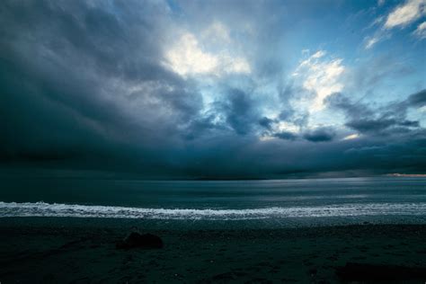 Dark Clouds Over Ocean Hd Wallpaper Background Image 3000x2000 Id