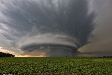 Photos Of Supercells Show Beauty Before The Storms Hit Express Digest
