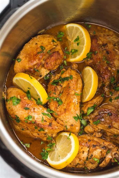 Jul 12, 2019 · marinate the chicken: Instant Pot Lemon Garlic Chicken Recipe - Nourish Plate