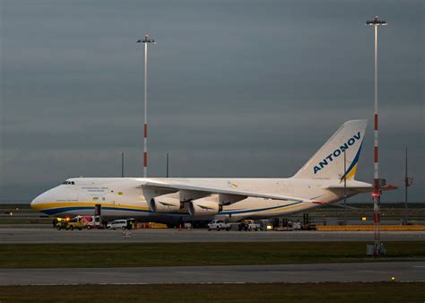 The Antonov An 124 Vs An 225 What Are The Differences