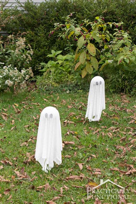 How To Make Tree Ghosts For Halloween Anns Blog