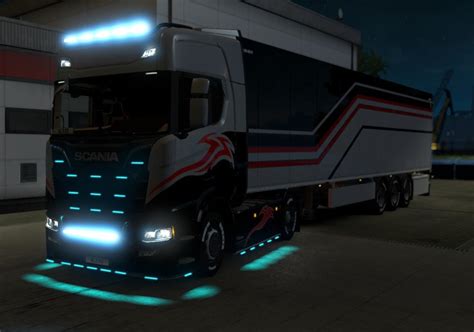 Flare And 10000 K Lights For All Trucks 134x Ets2 Mods Euro
