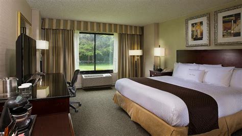 Doubletree By Hilton Hotel Charlotte Airport Charlotte Nc Hotels