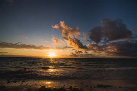 High Res Tropical Beach Sunrise Picture — Free Images