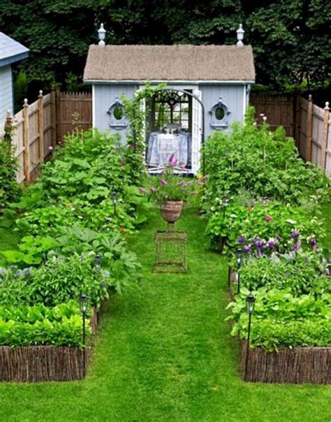 Most Productive Small Vegetable Garden Ideas For Small Space 19