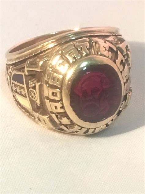 Blow Out Robert E Lee Class Ring Vintage 1971 Robert E Lee Etsy