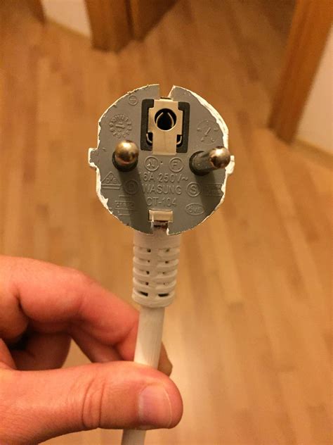 Genuine oem part # 0e9368 | rc item # 3421706. rewire - wiring the Air Conditioner plug - Home ...