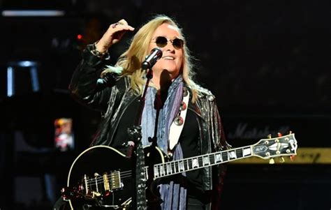 Melissa Etheridge Shares Video For New Single For The Last Time