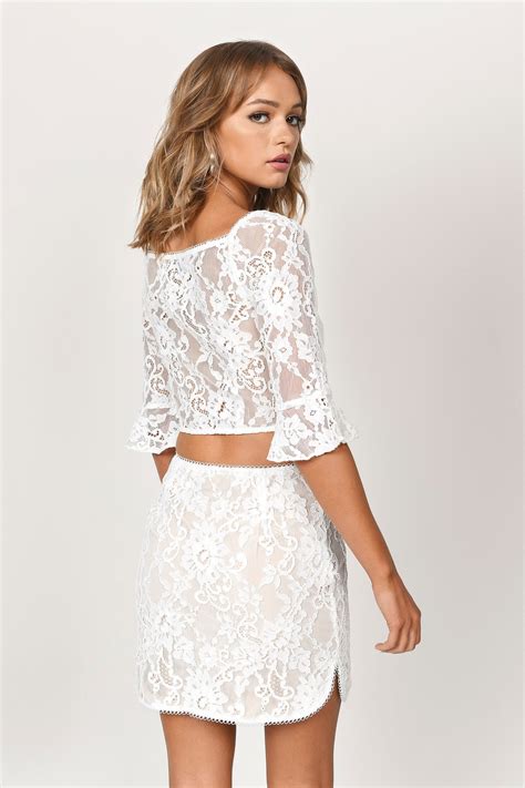 Lexy Lace Sweetheart Crop Top In White 31 Tobi Us