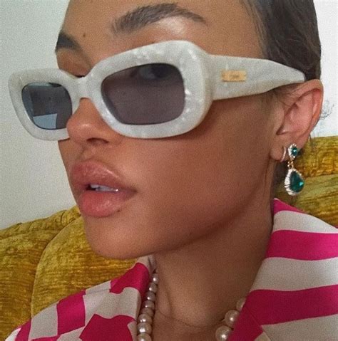 Pin By Maia Joy ♡♡ On Accessory Glasses Fashion Sunglasses Vintage Fashion