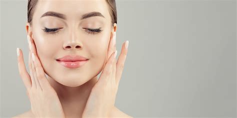 The Best Brightening Skincare Ingredients for Glowing Skin - Ask The